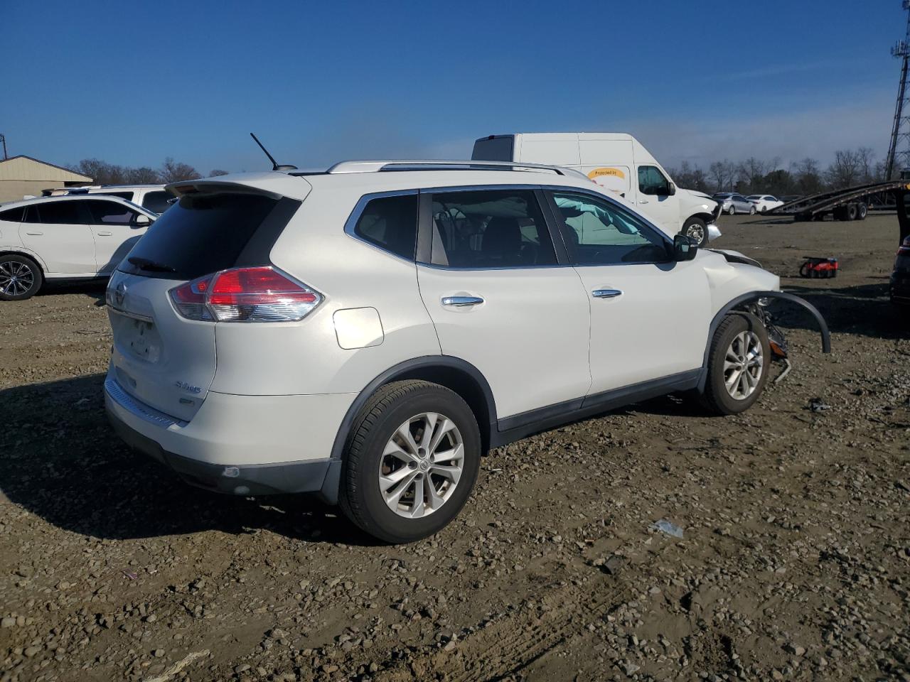 2014 Nissan Rogue - Image 3