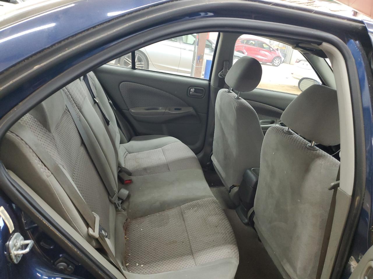 2006 Nissan Sentra - Image 10