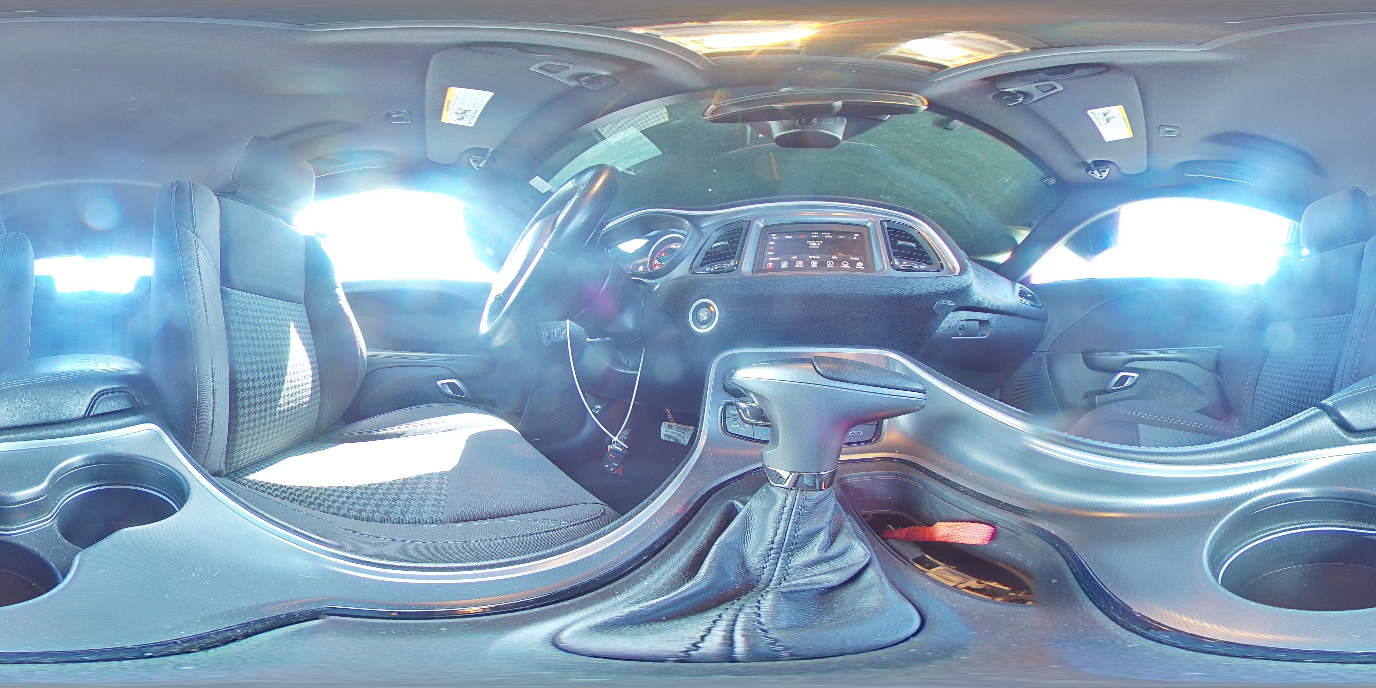 2019 Dodge Challenger - Image 14