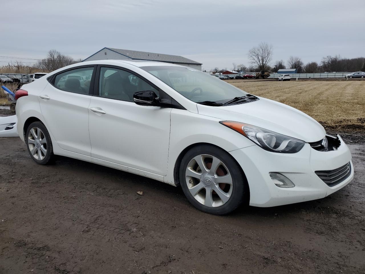 2011 Hyundai Elantra - Image 4