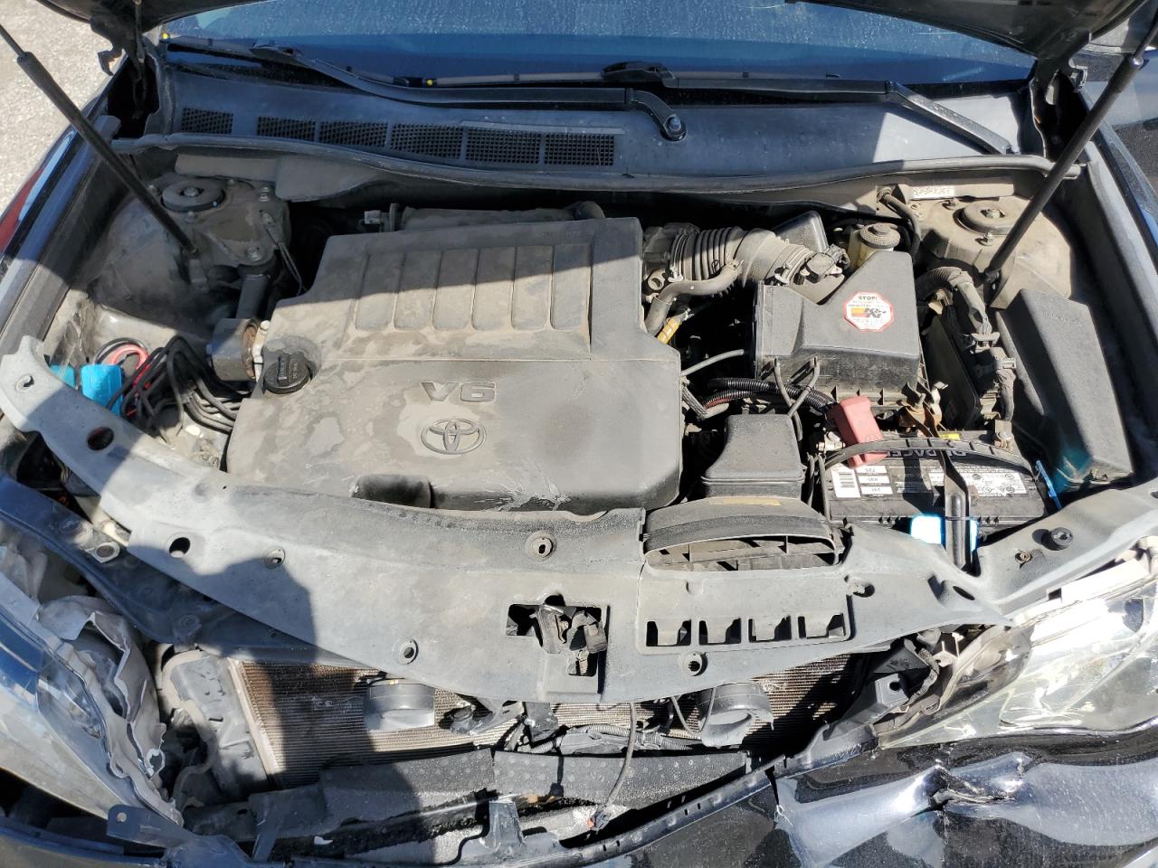 2012 Toyota Camry - Image 12