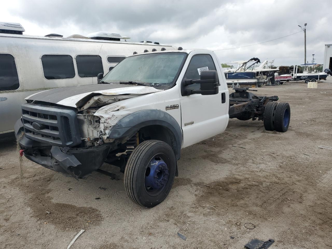 2007 Ford F550 Super Duty for Sale in Riverview, FL - Front End