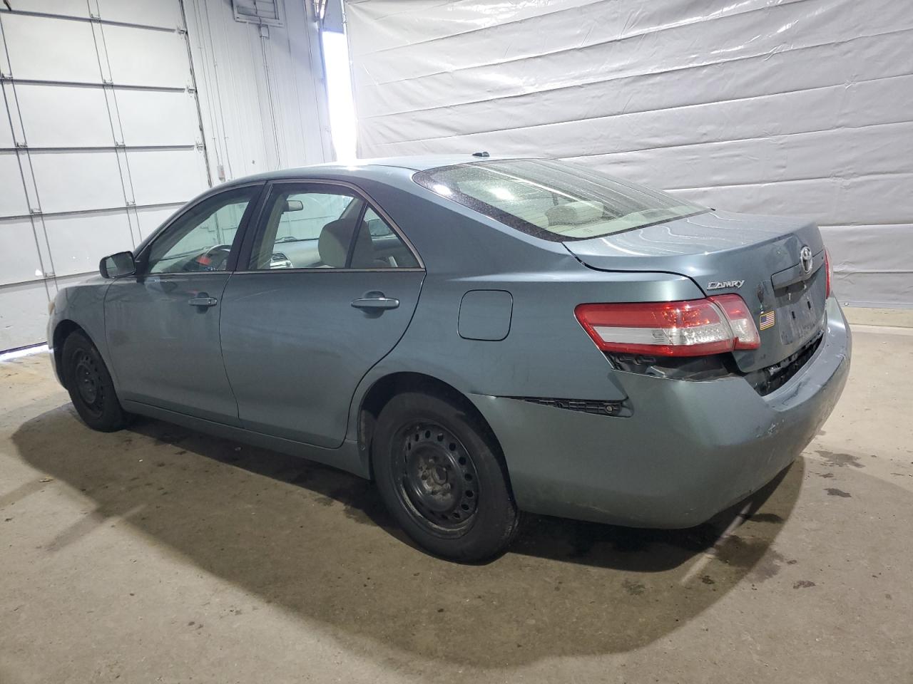 2010 Toyota Camry - Image 2