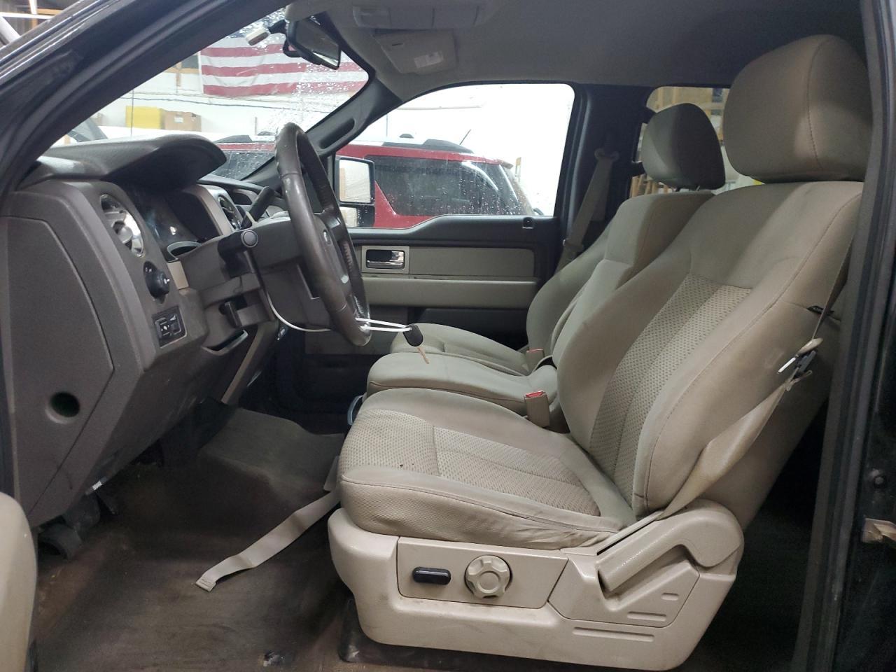 2010 Ford F-150 - Image 7