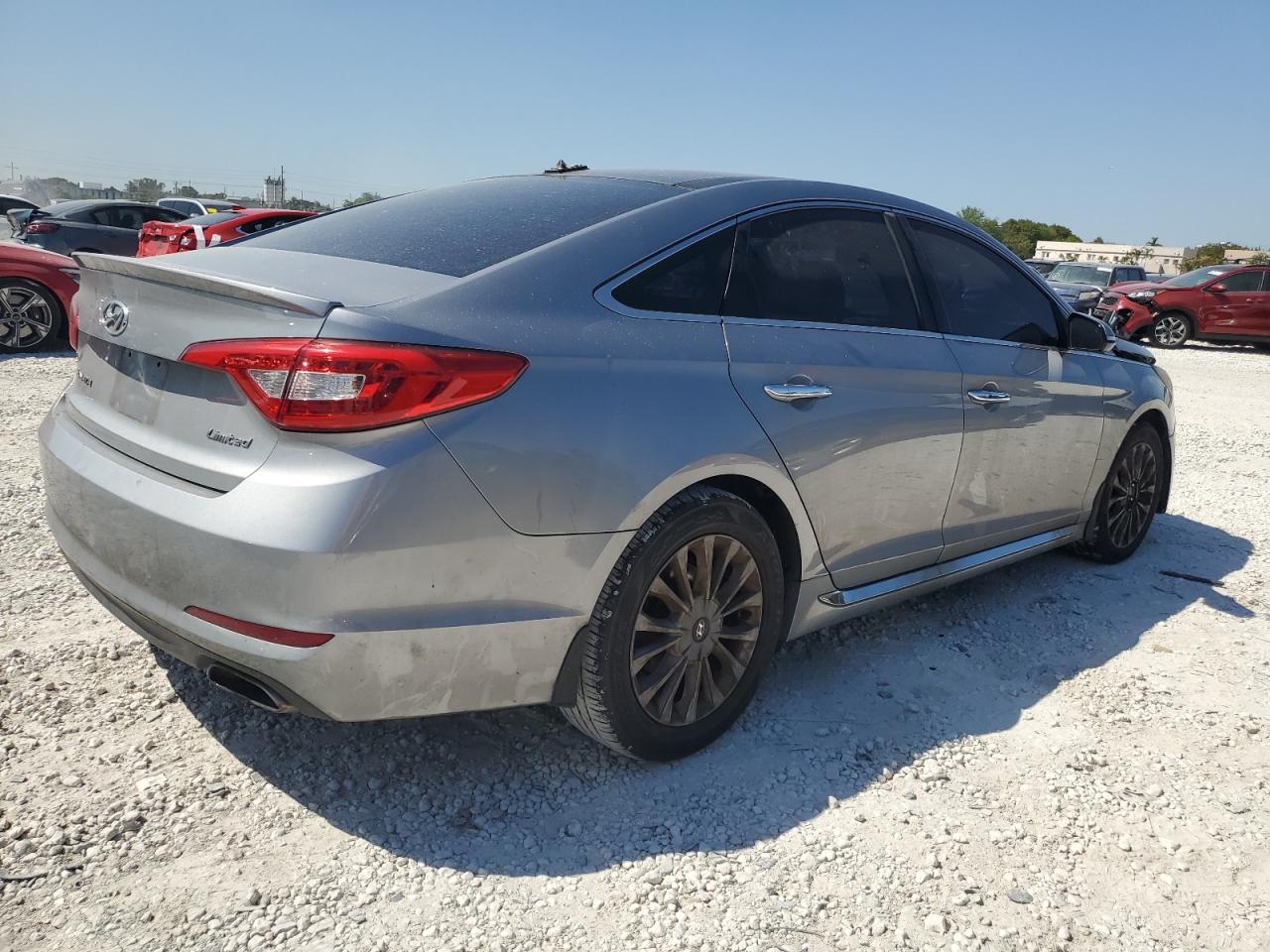 2015 Hyundai Sonata - Image 3
