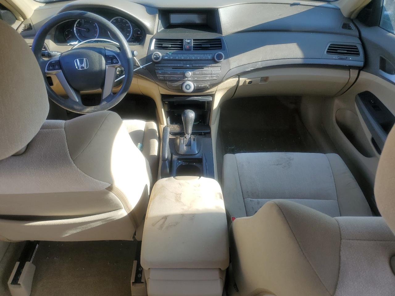 2009 Honda Accord - Image 8