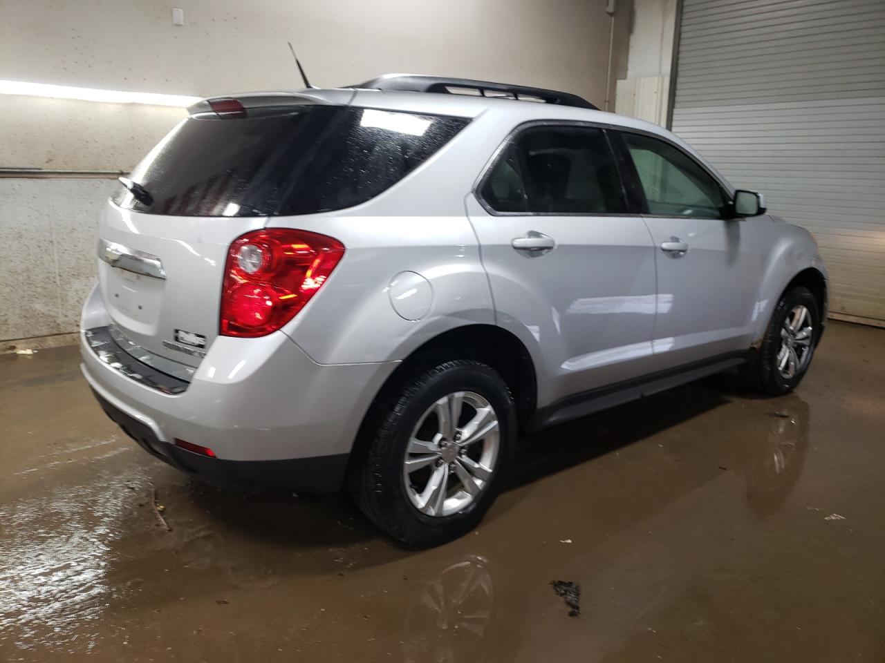 2010 Chevrolet Equinox - Image 3