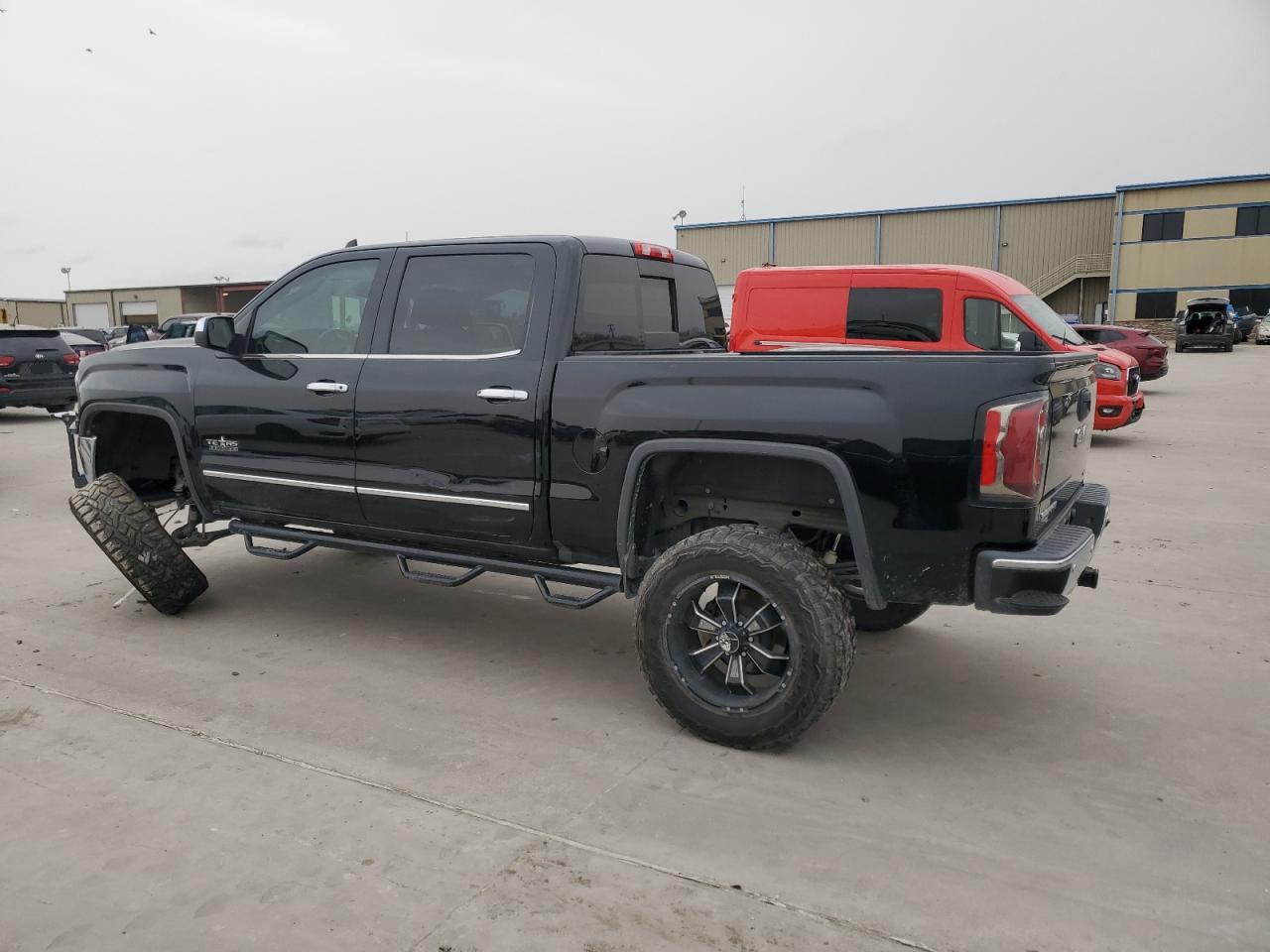 2017 GMC Sierra - Image 2