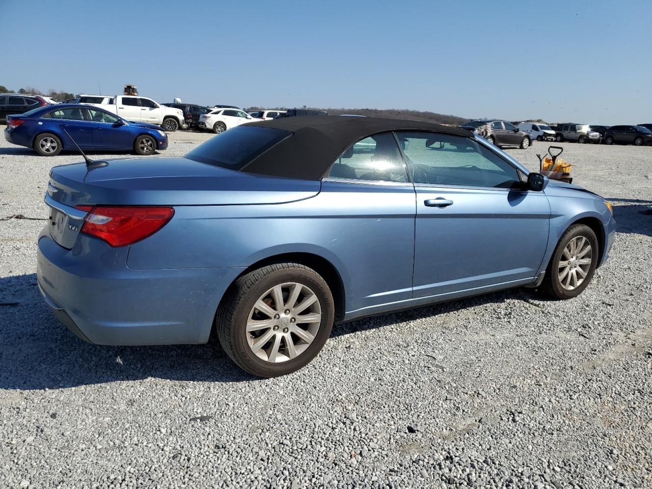 2011 Chrysler 200 - Image 3