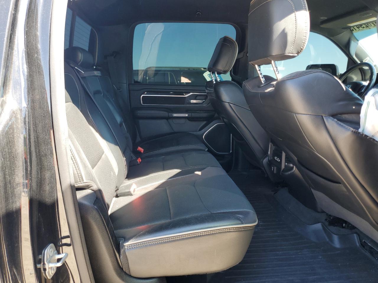 2020 RAM 1500 - Image 10