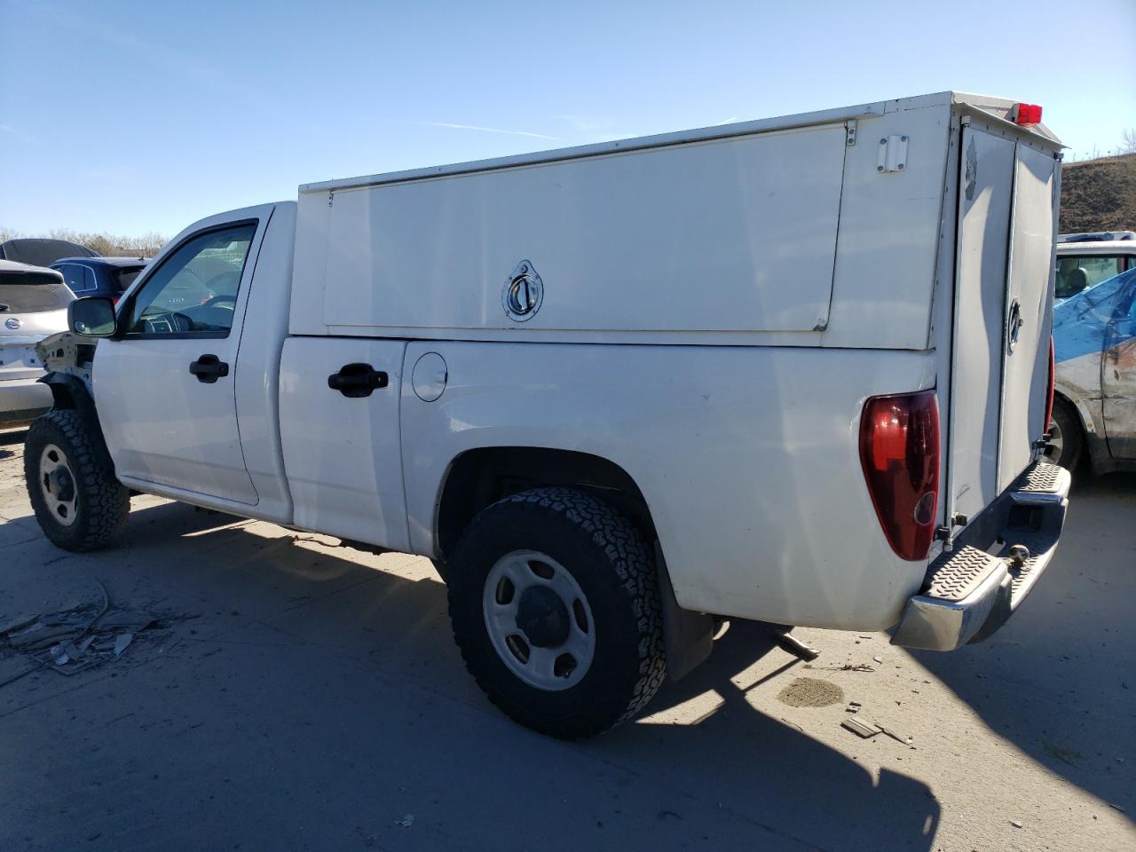 2011 Chevrolet Colorado - Image 2