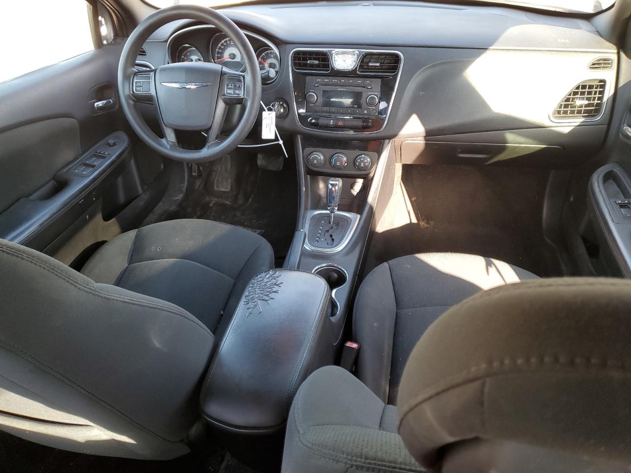 2011 Chrysler 200 - Image 8