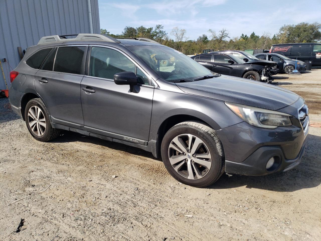 2018 Subaru Outback - Image 4