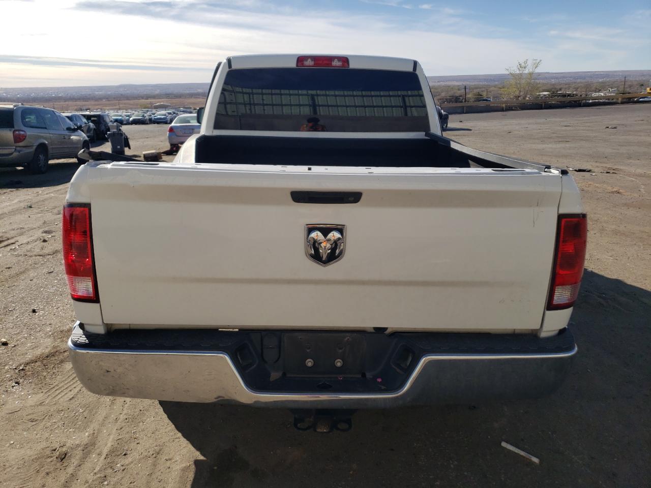 2019 Ram 1500 Classic Tradesman VIN: 1C6RR6FG4KS604332 Lot: 49260005