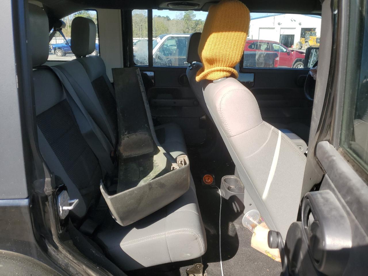 2009 Jeep Wrangler - Image 11