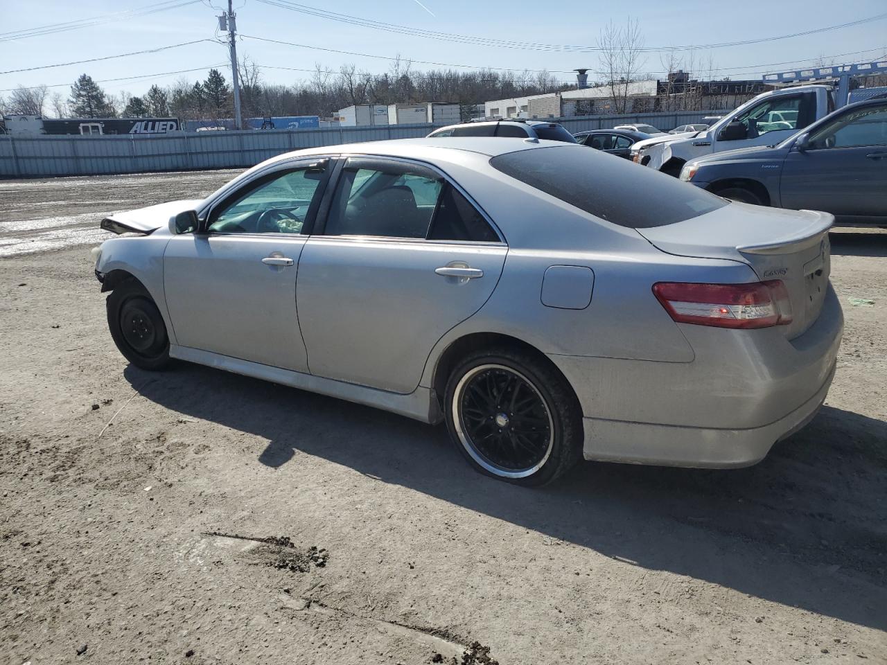 2010 Toyota Camry - Image 2