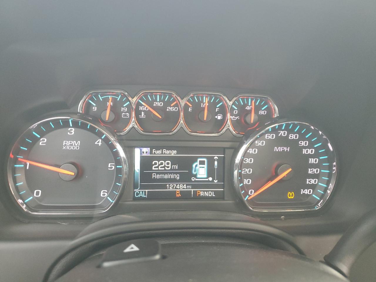 2020 GMC Yukon - Image 9
