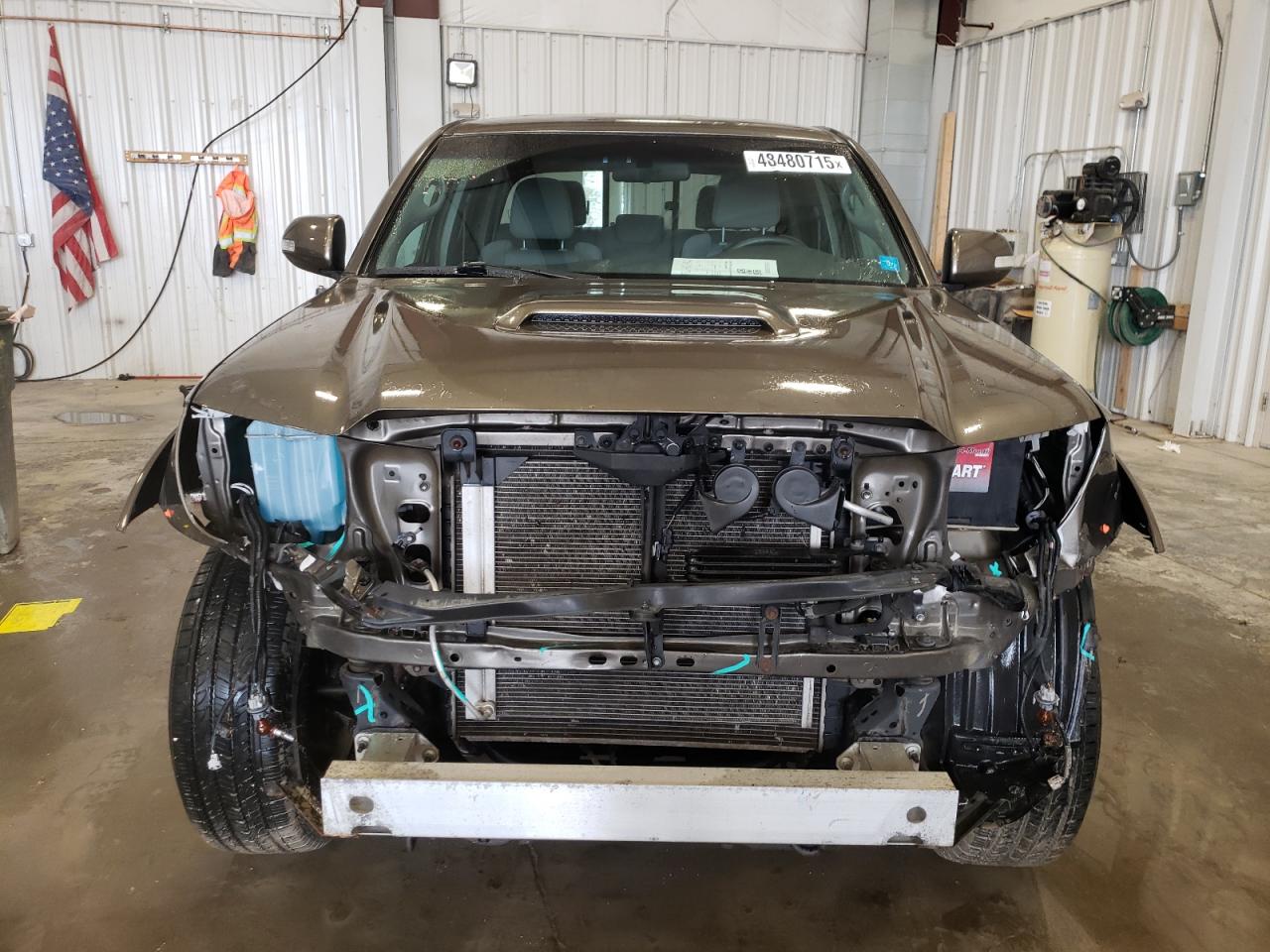 2014 Toyota Tacoma - Image 5