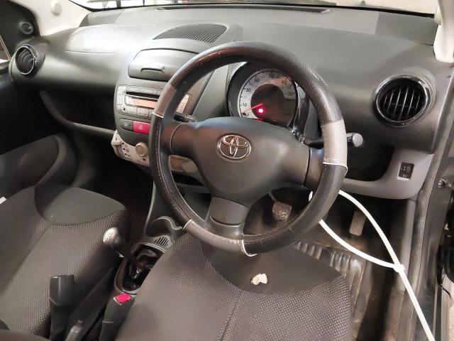 2011 TOYOTA AYGO GO VV