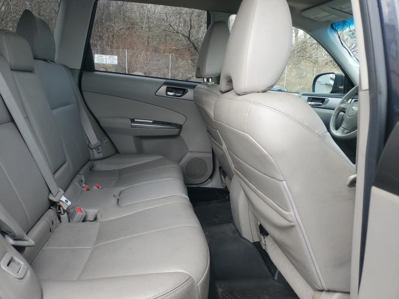 2013 Subaru Forester - Image 11