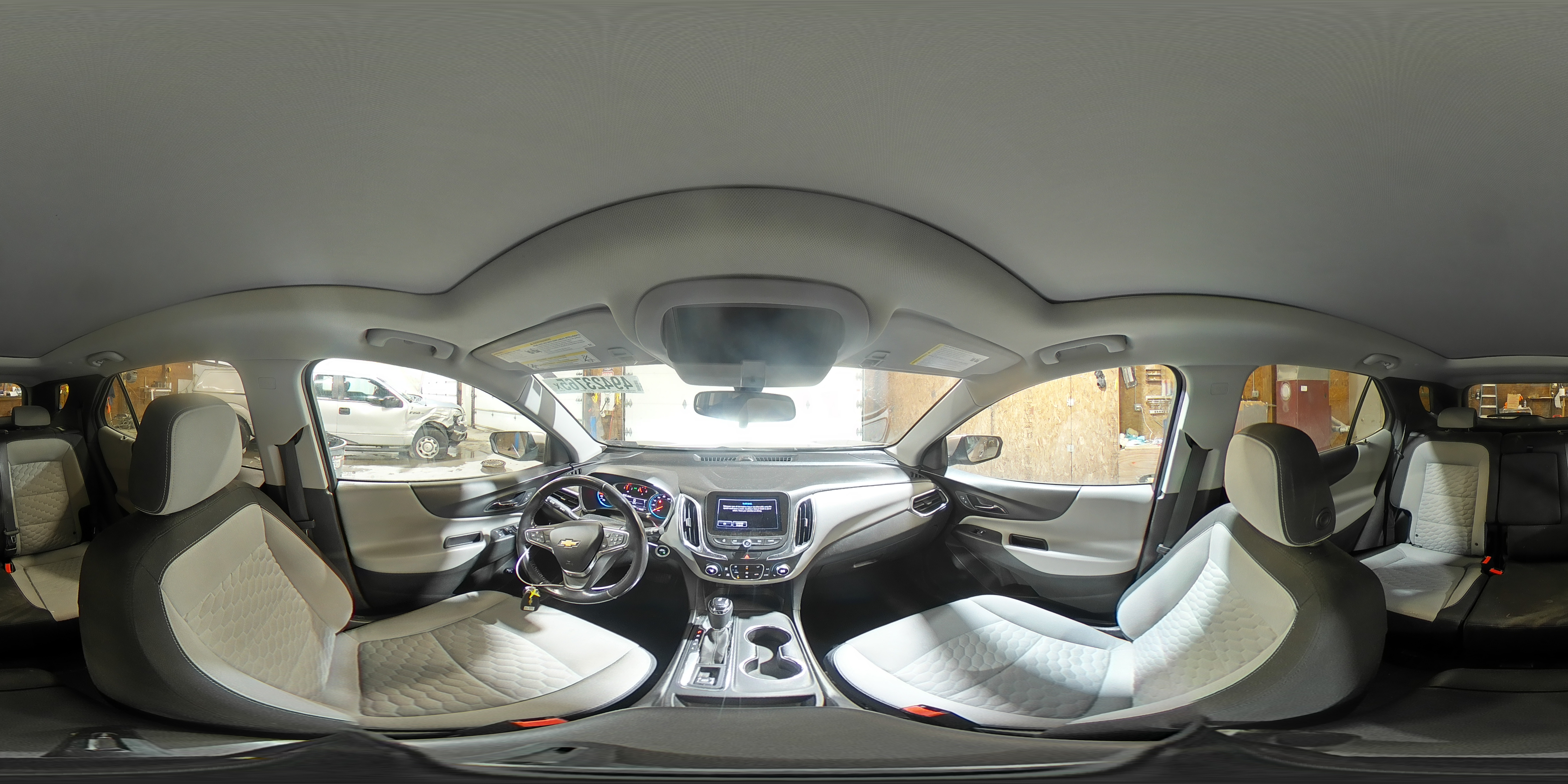 2018 Chevrolet Equinox - Image 13