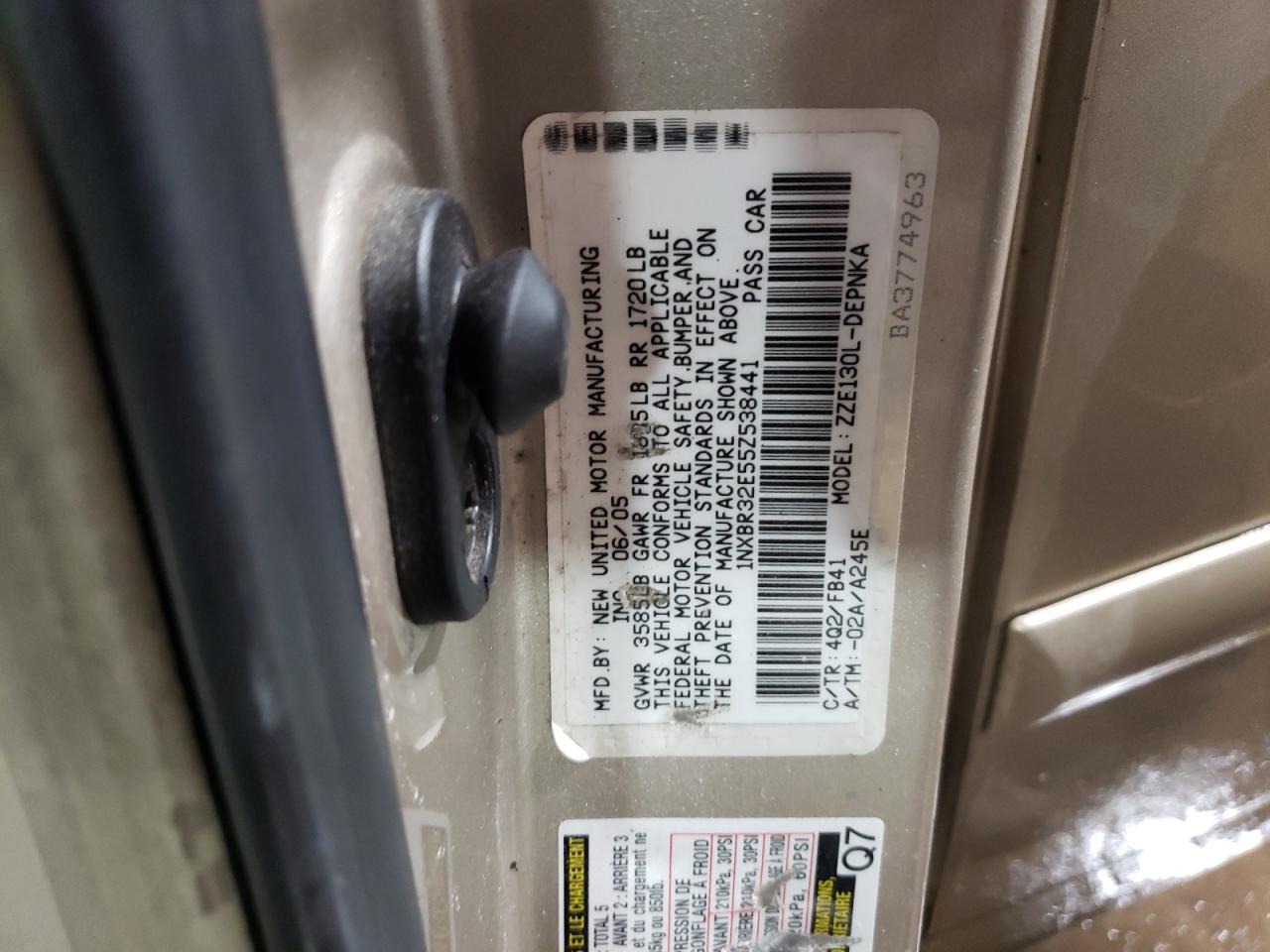 2005 Toyota Corolla - Image 13