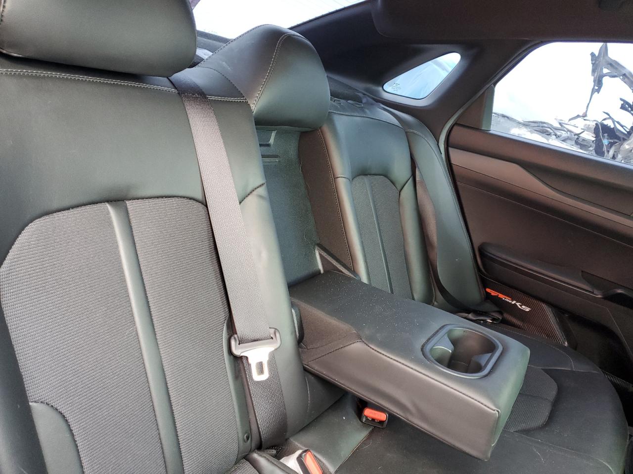 2022 Kia K5 - Image 10