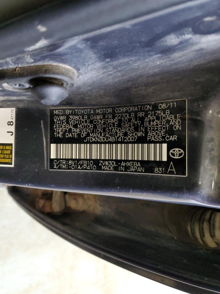 2011 Toyota Prius - Image 12