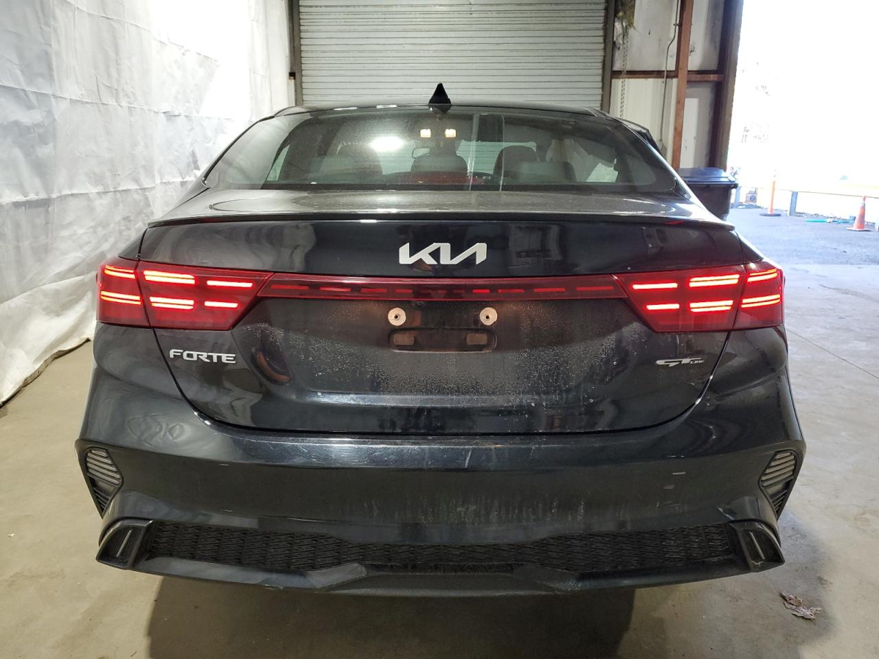 2023 Kia Forte - Image 6