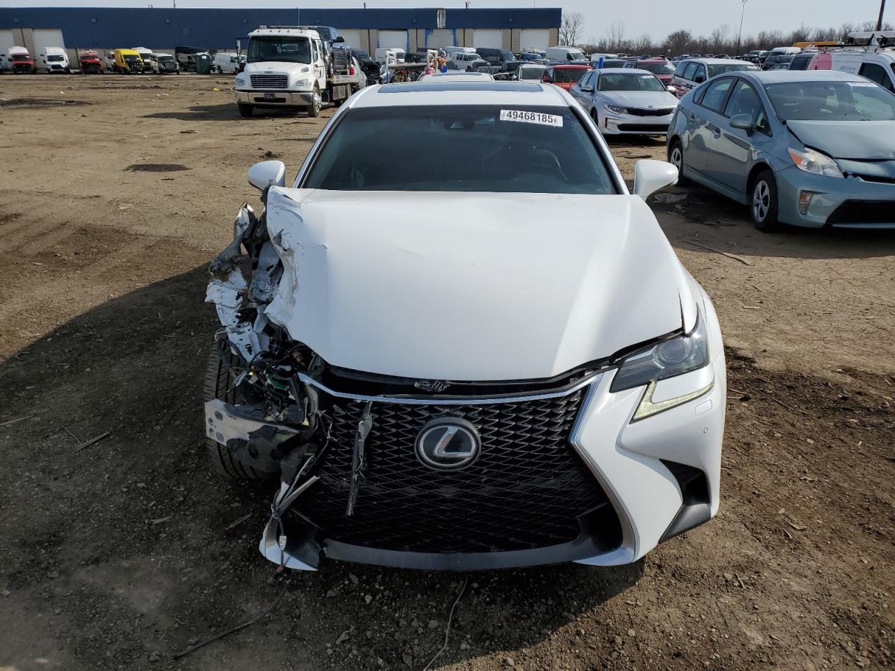 2016 Lexus GS - Image 5