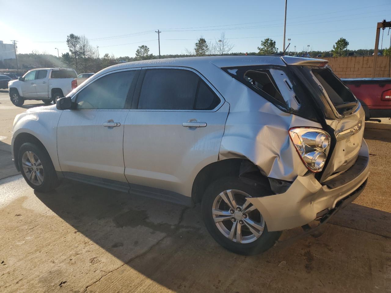 2014 Chevrolet Equinox - Image 2