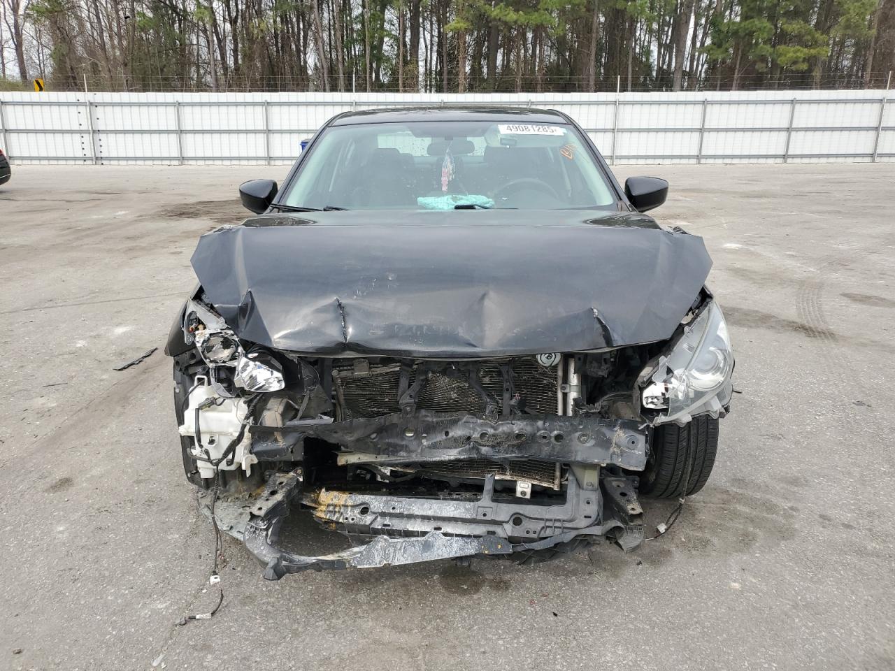 2015 Mazda 3 - Image 5