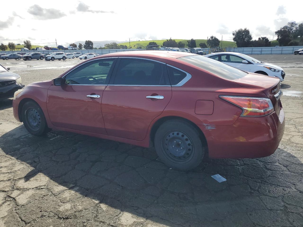 2014 Nissan Altima - Image 2