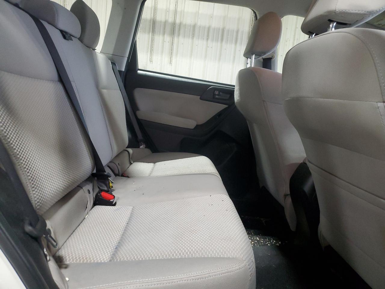 2015 Subaru Forester - Image 11