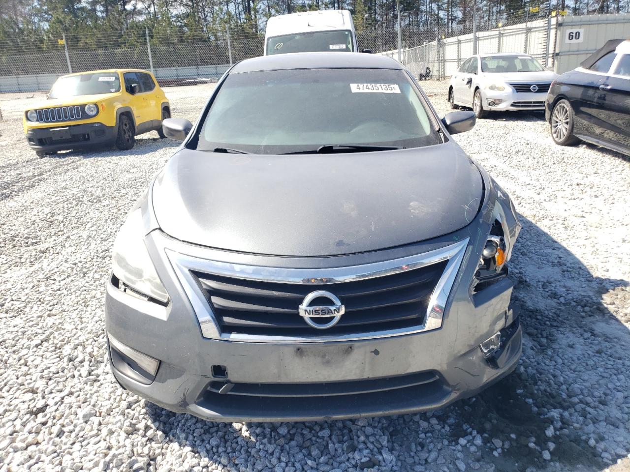 2015 Nissan Altima - Image 5