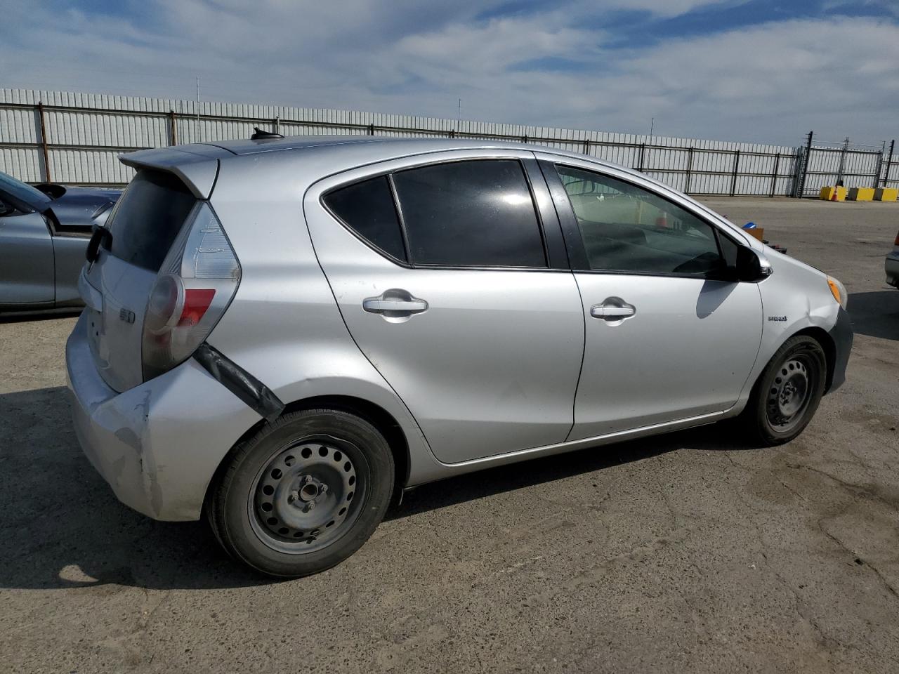 2014 Toyota Prius - Image 3