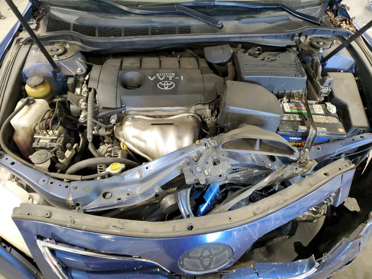 2010 Toyota Camry - Image 13