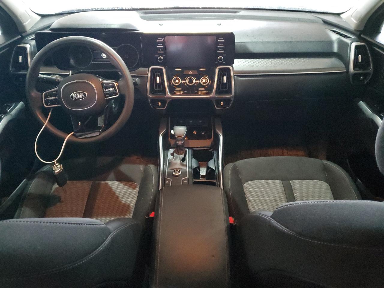 2021 Kia Sorento - Image 8