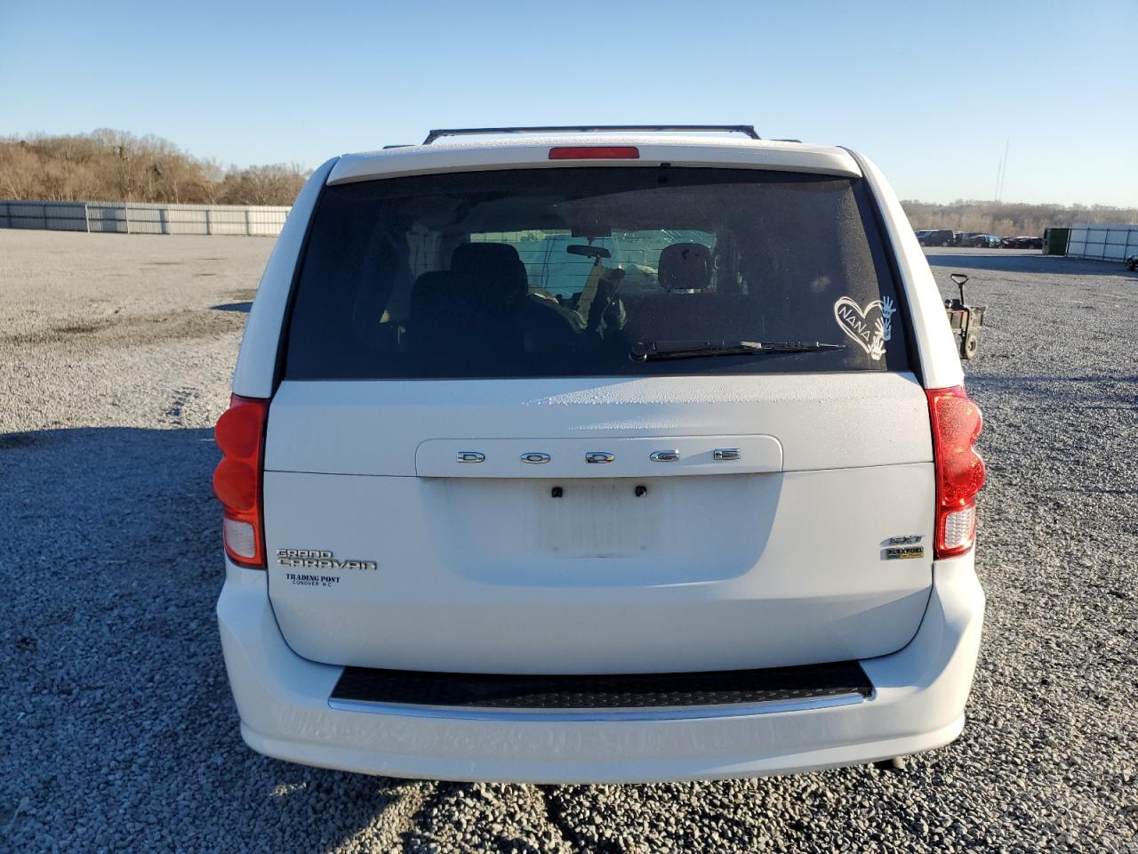 2015 Dodge Caravan - Image 6