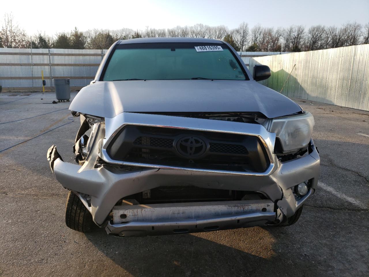 2015 Toyota Tacoma - Image 5