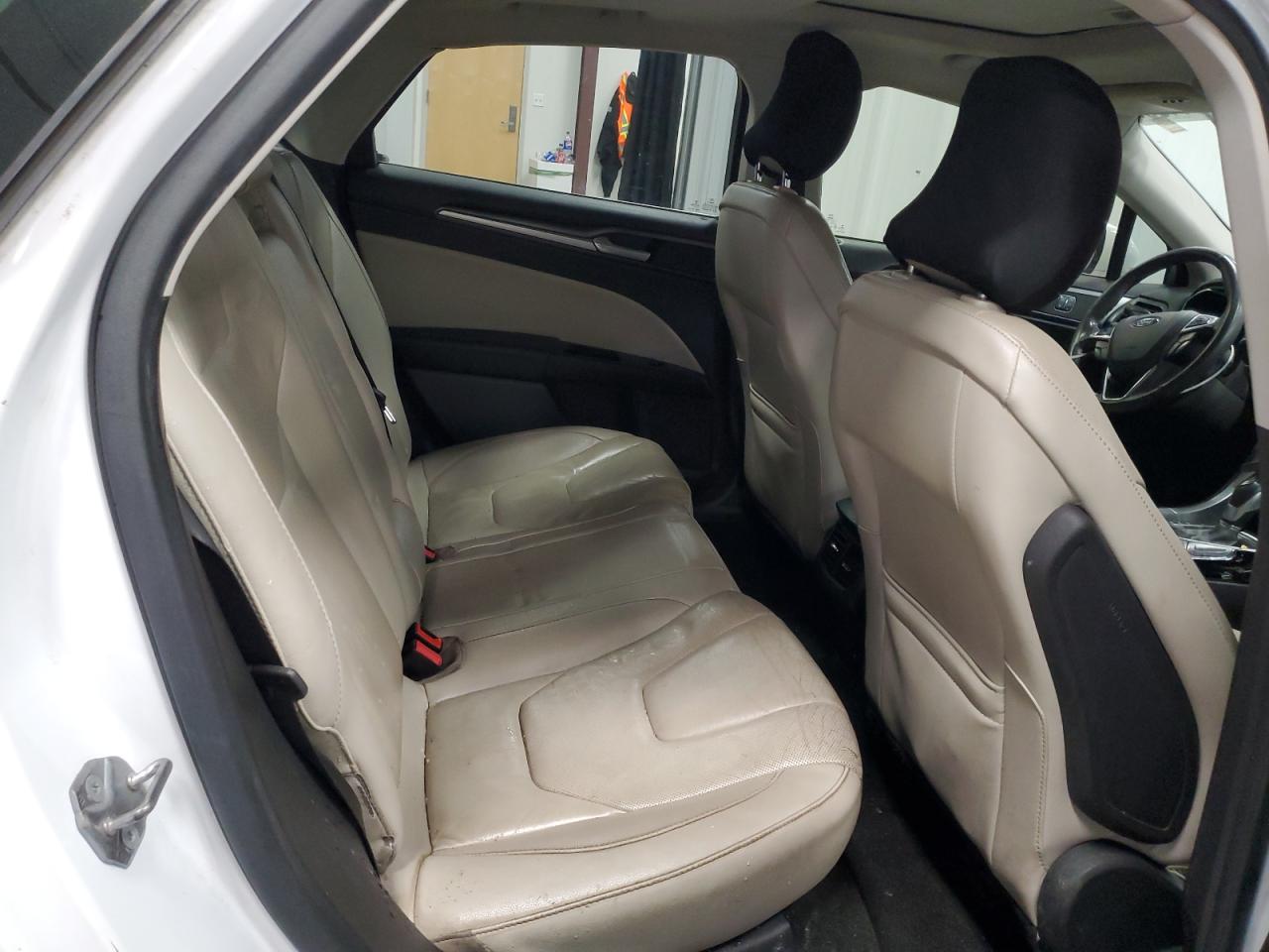 2015 Ford Fusion - Image 10