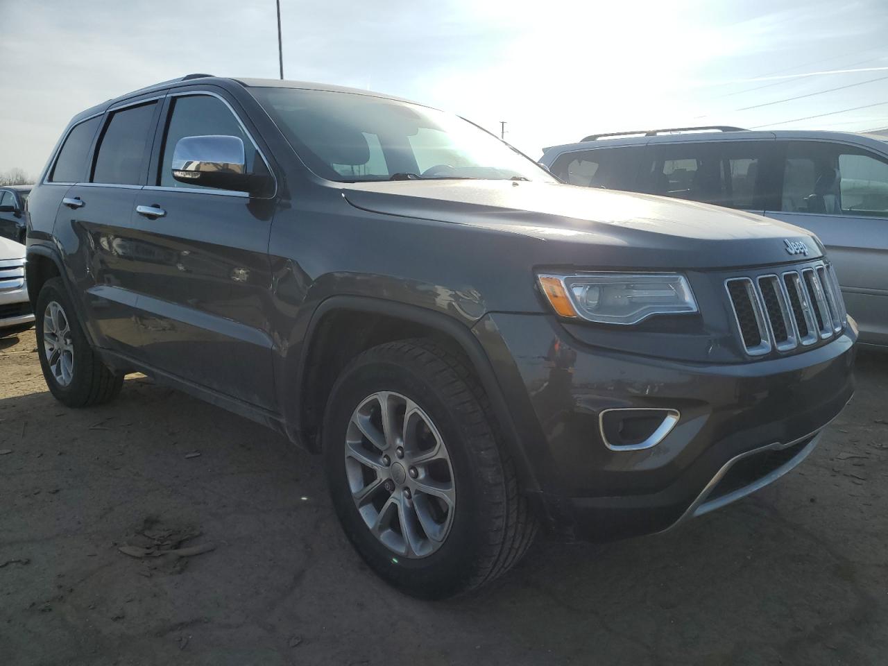 2015 Jeep Grand Cherokee - Image 4