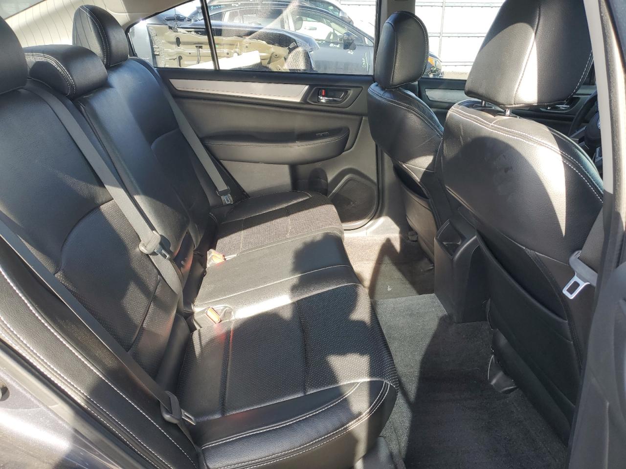 2015 Subaru Legacy - Image 10