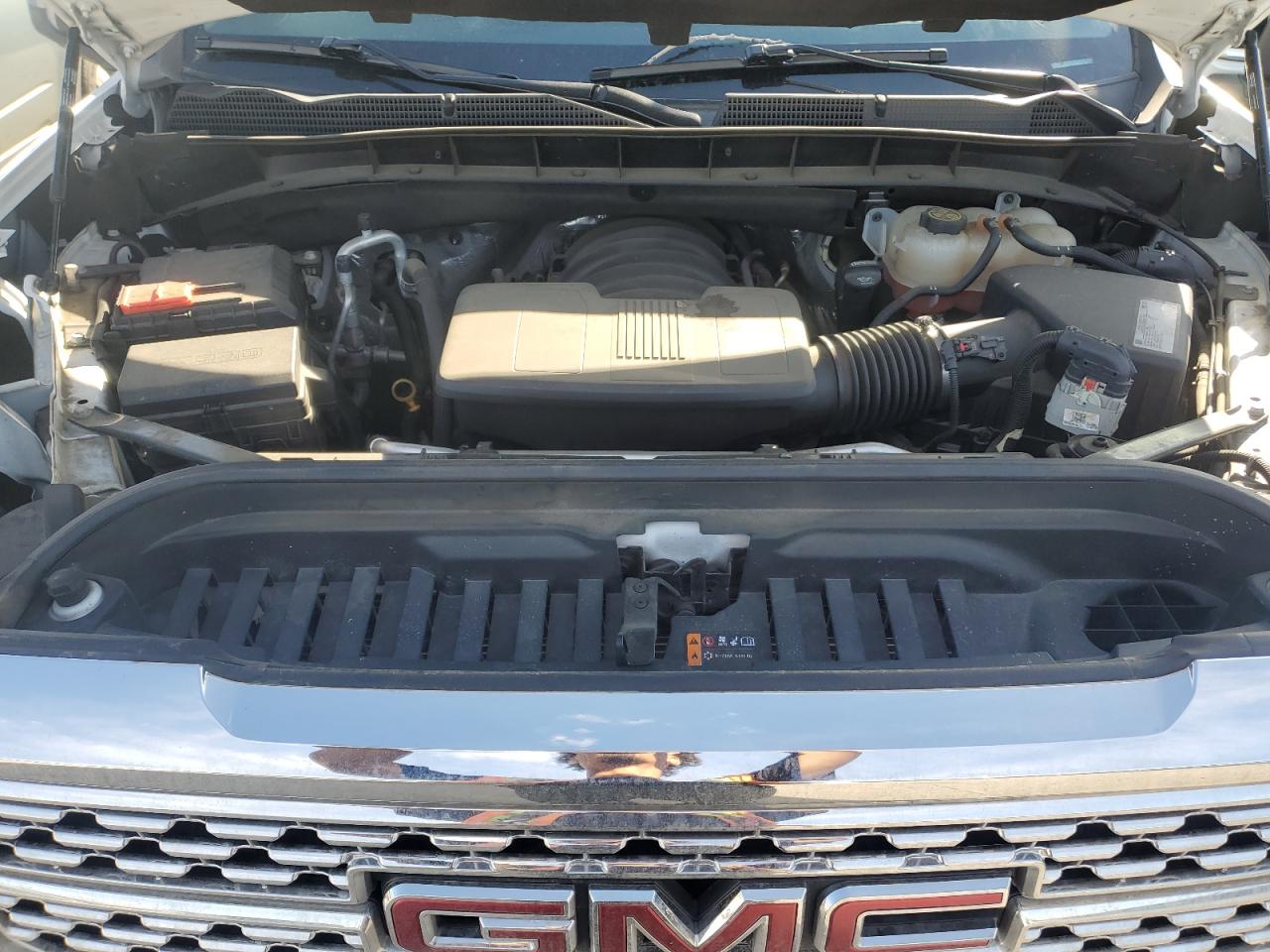 2020 GMC Sierra - Image 11