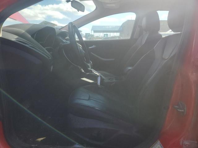  FORD FOCUS 2014 Czerwony