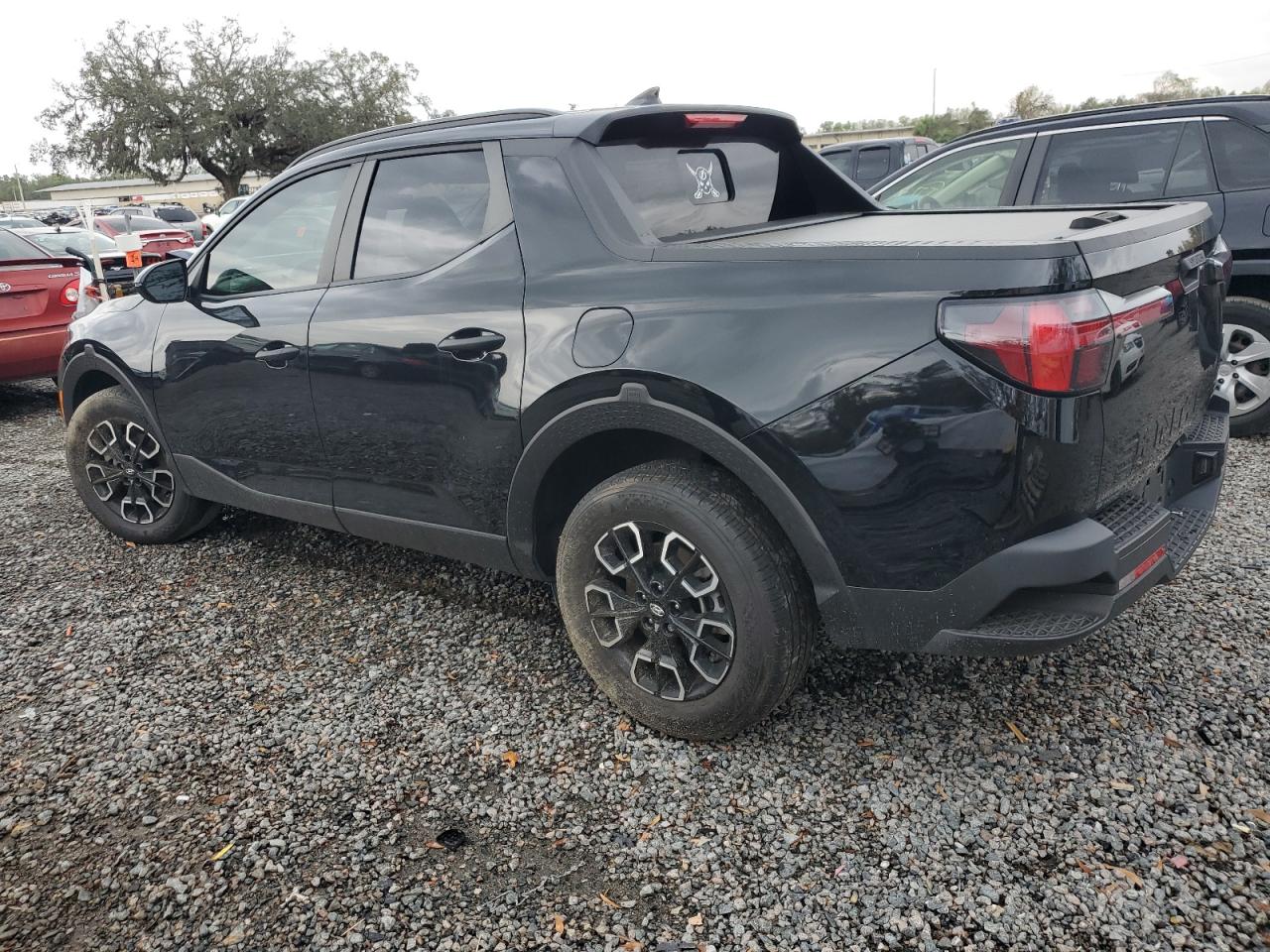 2024 Hyundai Santa Cruz - Image 2
