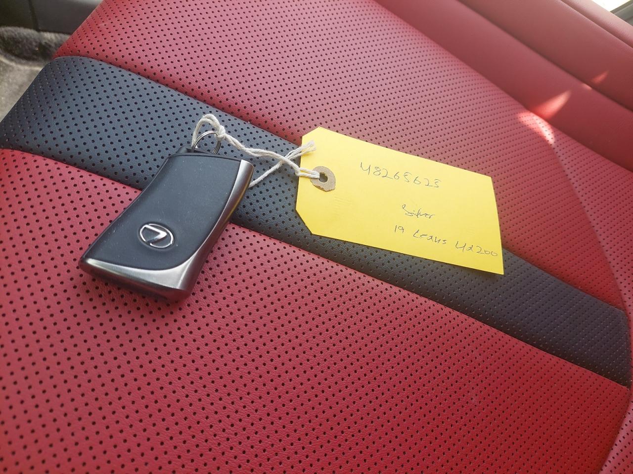 JTHY35BH1K2019401 - 2019 Lexus UX200 - #48265625