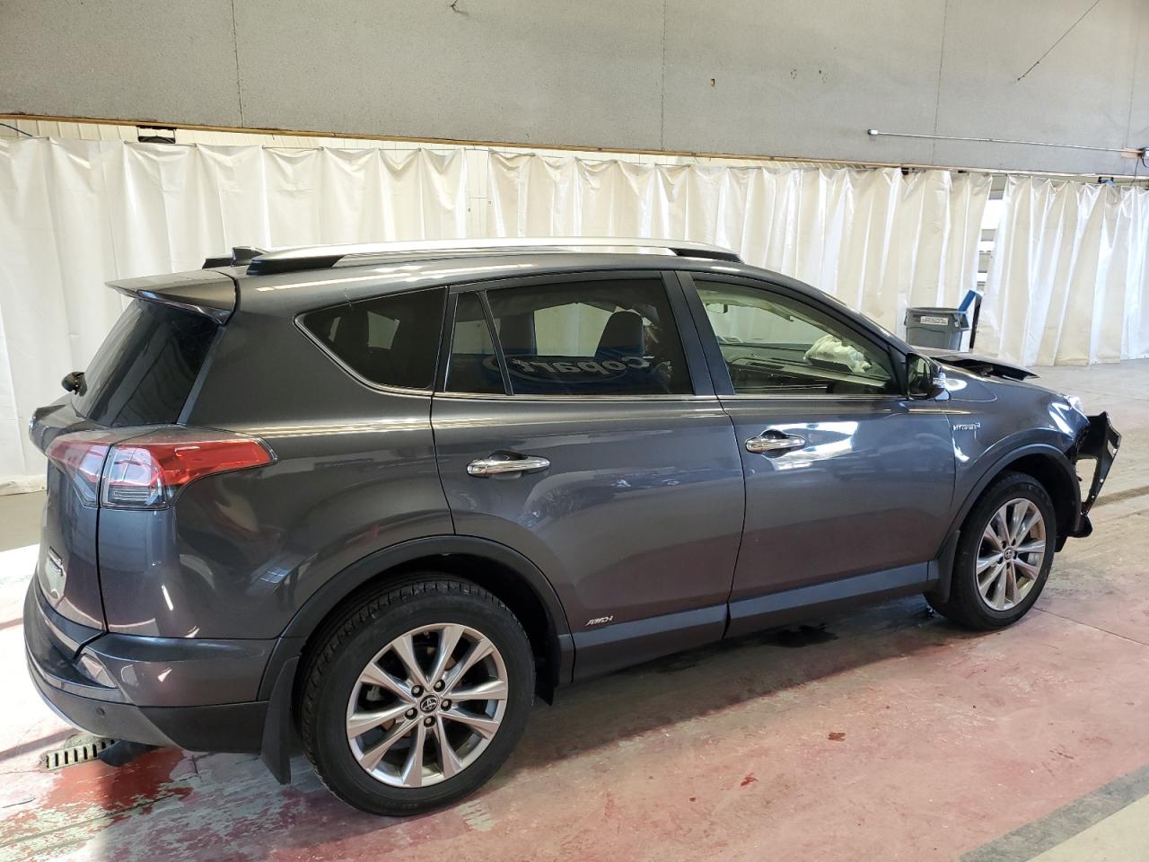 2018 Toyota RAV 4 - Image 3