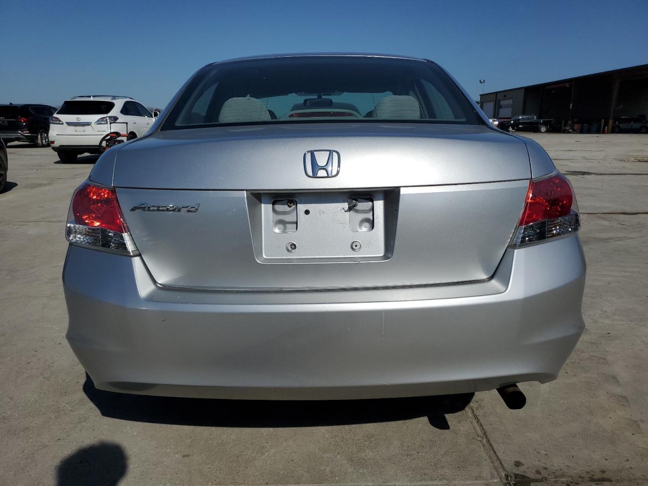 2009 Honda Accord - Image 6