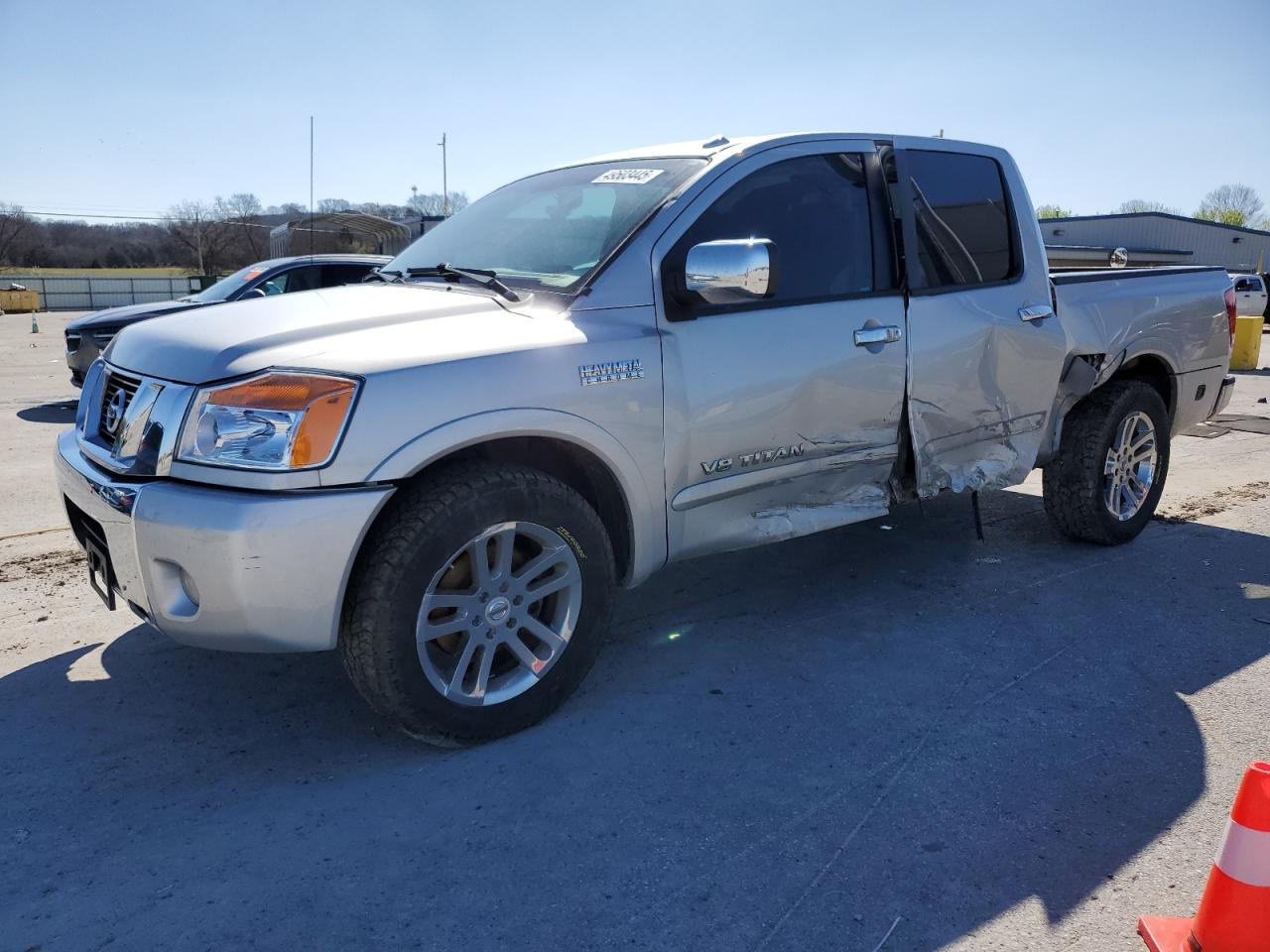 2014 Nissan Titan S للبيع في Lebanon، TN - Side
